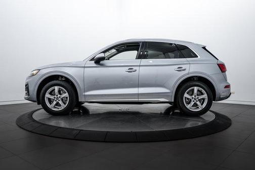 2023 Audi Q5 40 Premium
