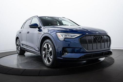 2022 Audi e-tron Premium
