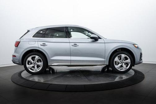 2021 Audi Q5 45 Premium Plus