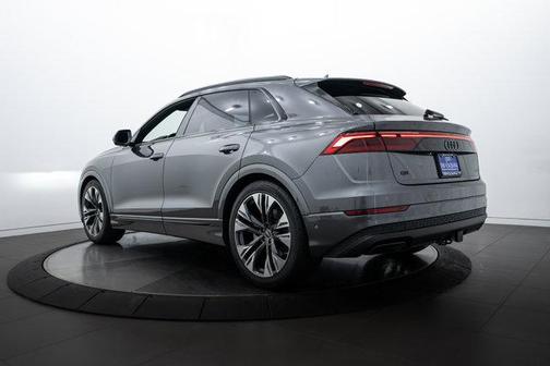 2025 Audi Q8 55 Premium Plus