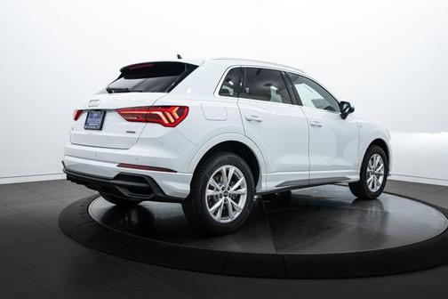 2025 Audi Q3 45 S line Premium Plus