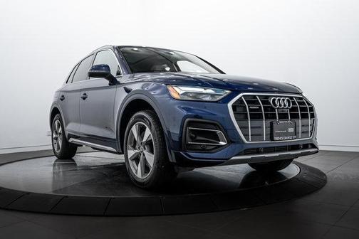 2023 Audi Q5 40 Premium Plus