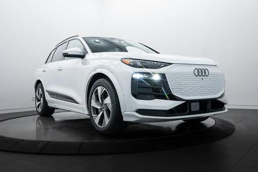 2025 Audi Q6 e-tron Prestige