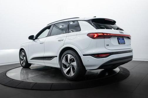 2025 Audi Q6 e-tron Prestige