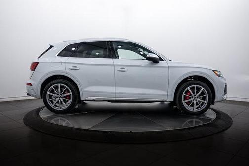 2025 Audi SQ5 3.0T Premium Plus