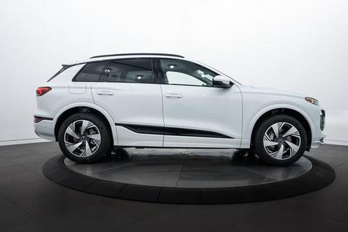 2025 Audi Q6 e-tron Premium Plus