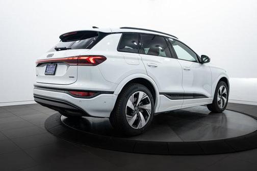 2025 Audi Q6 e-tron Premium Plus