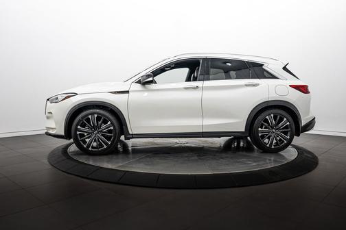Majestic White 2021 INFINITI QX50 LUXE