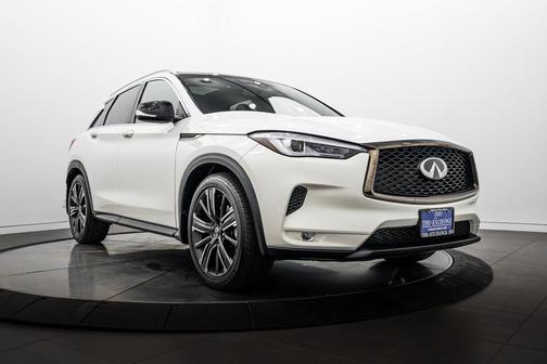 Majestic White 2021 INFINITI QX50 LUXE