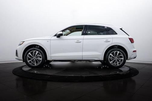 2023 Audi Q5 45 S line Premium
