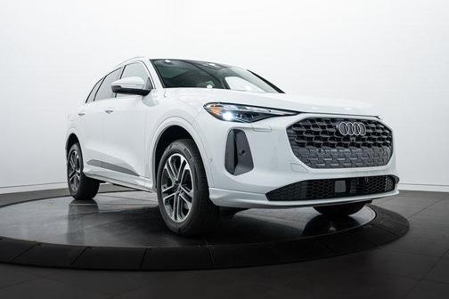 2025 Audi Q5 Premium