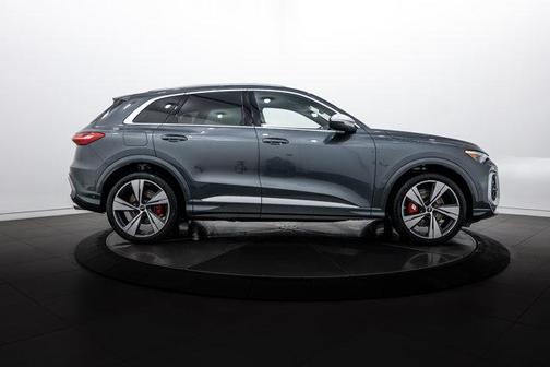 2025 Audi SQ5 3.0T Prestige