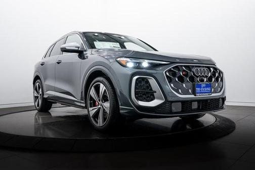 2025 Audi SQ5 3.0T Prestige