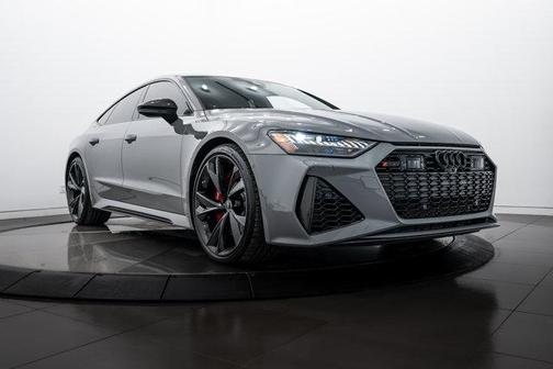 2023 Audi RS 7 4.0T
