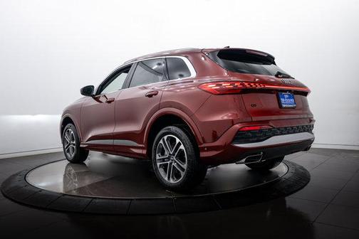 2025 Audi Q5 Premium
