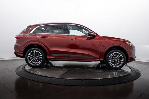 2025 Audi Q5 Premium