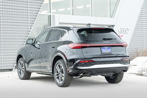 2025 Audi Q5 Premium