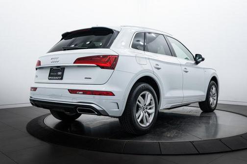 2022 Audi Q5 45 S line Premium