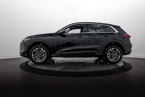 Mythos Black Metallic 2025 Audi Q5 Premium