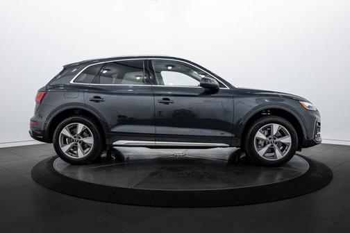 2023 Audi Q5 40 Premium
