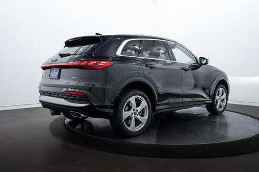 2025 Audi Q5 Premium Plus