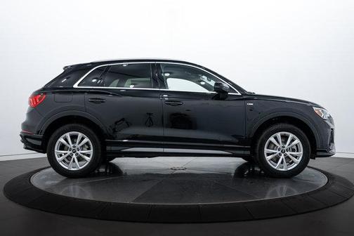 2025 Audi Q3 45 S line Premium Plus