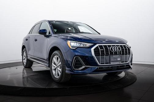 2022 Audi Q3 45 S line Premium