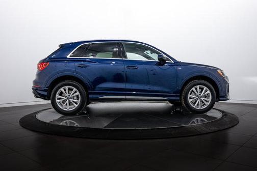 2022 Audi Q3 45 S line Premium