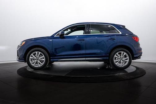 2022 Audi Q3 45 S line Premium