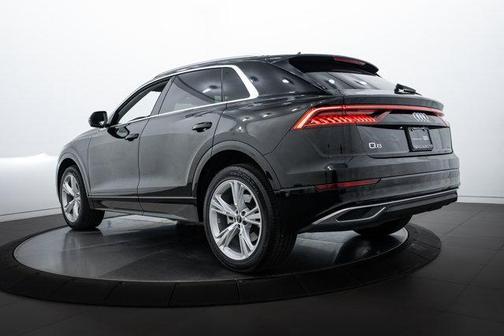 2022 Audi Q8 55 Premium Plus