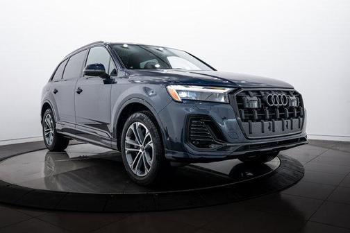 2026 Audi Q7 45 Premium