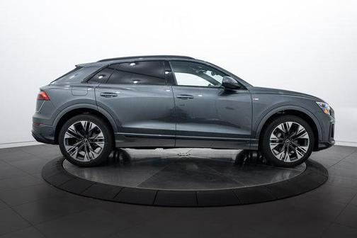 2025 Audi Q8 55 Premium Plus