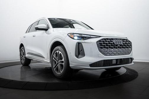 2025 Audi Q5 Premium