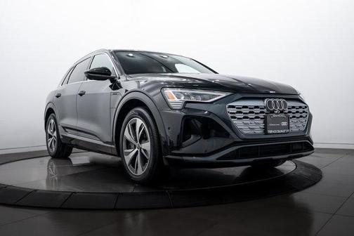 2024 Audi Q8 e-tron Premium Plus