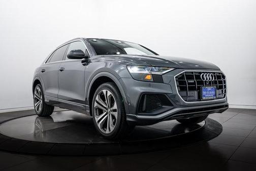 Daytona Gray Pearl Effect 2020 Audi Q8 55 Premium Plus