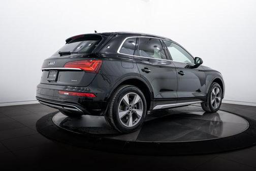 2023 Audi Q5 40 Premium