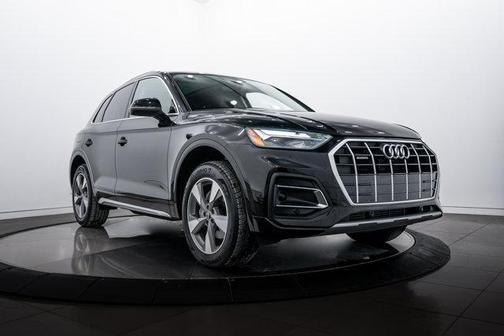 2023 Audi Q5 40 Premium