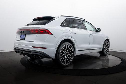 2026 Audi SQ8 4.0T Prestige