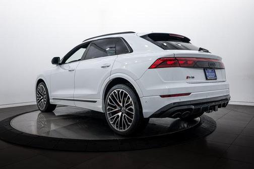 2026 Audi SQ8 4.0T Prestige