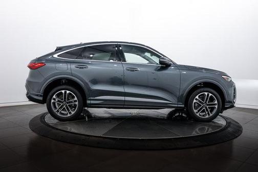 2025 Audi Q5 Premium Plus