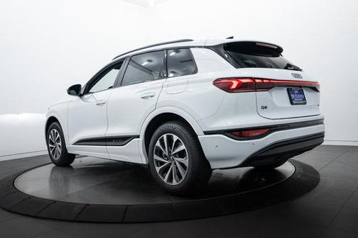 2025 Audi Q6 e-tron Premium