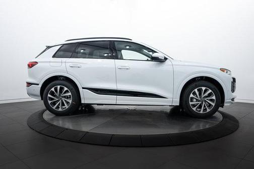 2025 Audi Q6 e-tron Premium