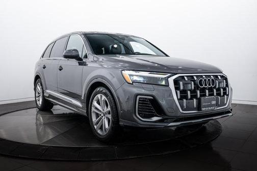 2025 Audi Q7 55 Premium Plus