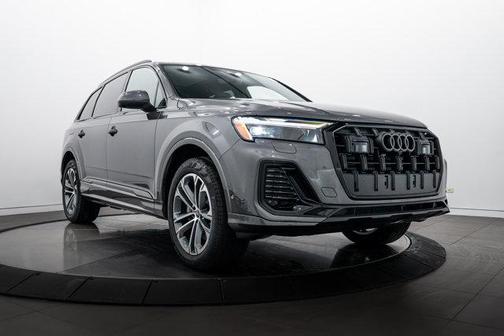2026 Audi Q7 45 Premium Plus