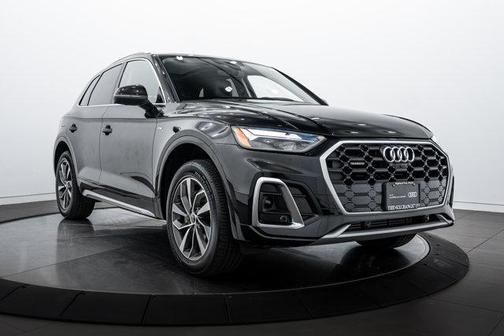 2022 Audi Q5 45 S line Premium Plus