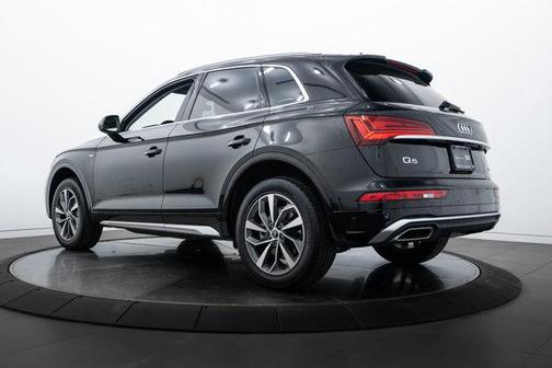 2022 Audi Q5 45 S line Premium