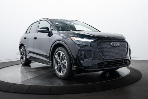 2025 Audi Q4 e-tron Premium