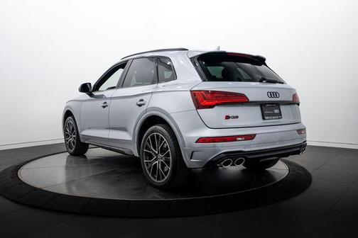 Florett Silver Metallic 2023 Audi SQ5 3.0T Premium Plus