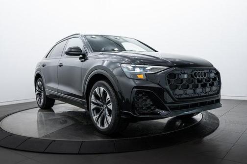 2025 Audi Q8 55 Premium Plus