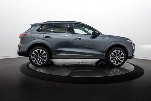 Daytona Gray 2026 Audi Q3 S line